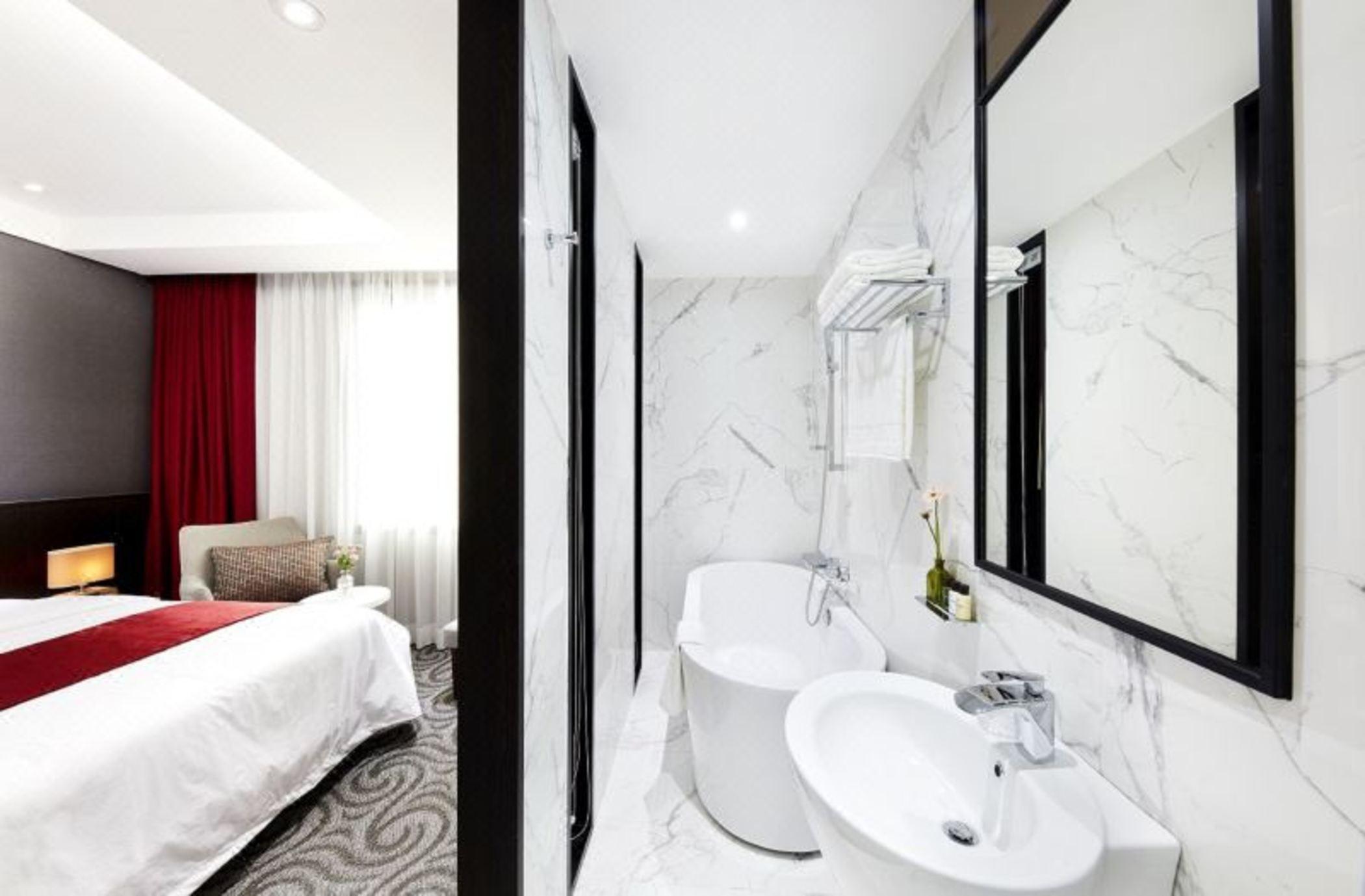 Ramada By Wyndham Yongin Hotel Eksteriør billede