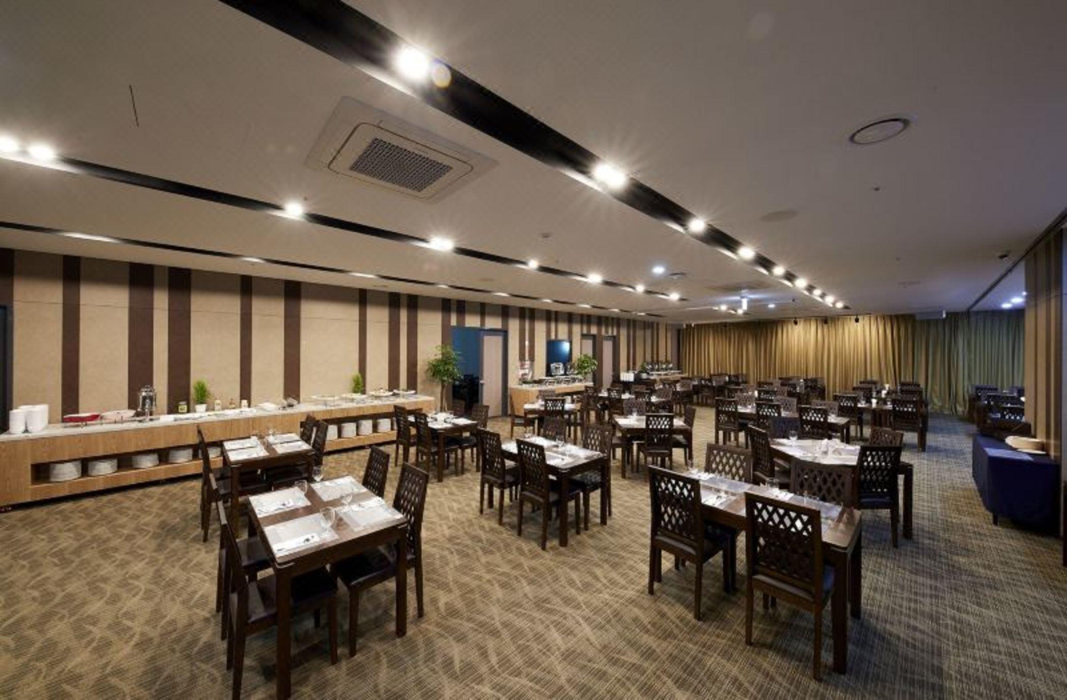 Ramada By Wyndham Yongin Hotel Eksteriør billede